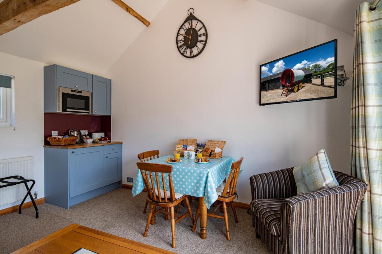 Baileys Farm Bed & Breakfast Kings Walden Bagian luar foto